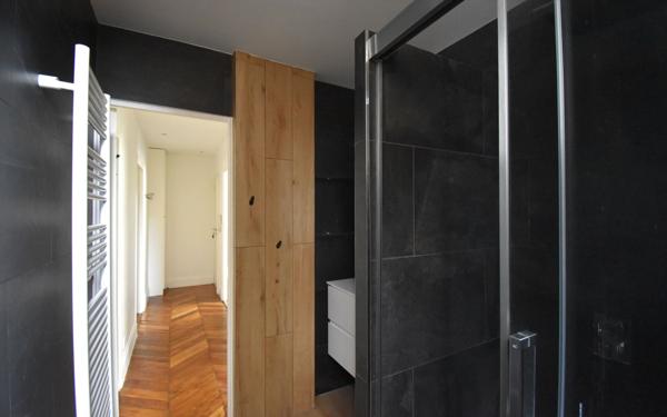 Appartement à louer    3 pièces • 53,30 m2 Paris 17