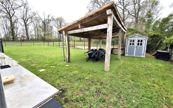 Maison à vendre    6 pièces •  Médis