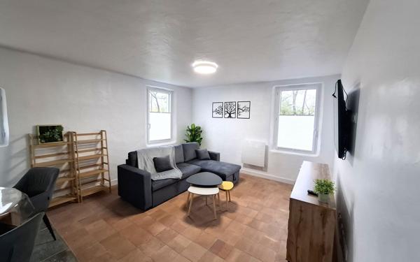 Maison à vendre    6 pièces •  Médis