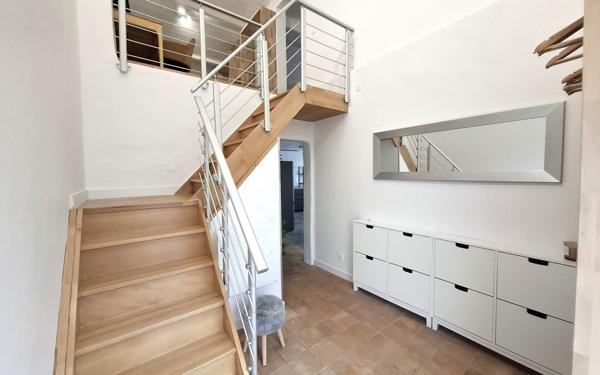 Maison à vendre    6 pièces •  Médis