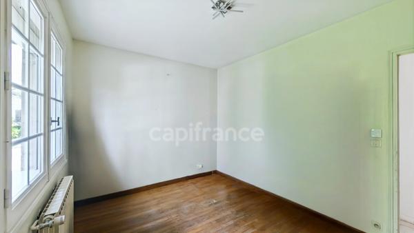 Maison à vendre à Châtenoy-en-Bresse (71) de 138 m² 6 pièces 4 chambres terrain de 1319 m² grand garage !
