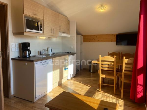 En Savoie (73), à vendre station de ski, Domaine Galibier Thabor 1800, T2, balcon, piscine, belle vue