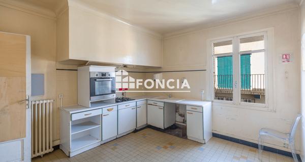 À vendre Maison 8 pièces 252.04 m² - Tarbes 65000