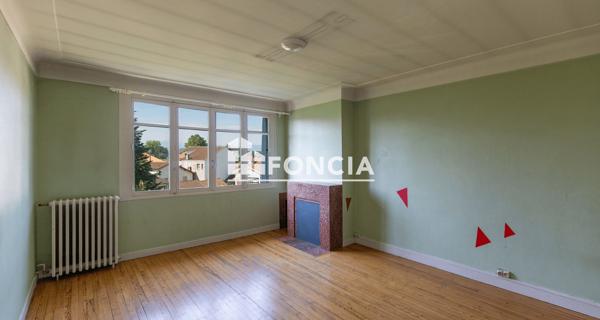 À vendre Maison 8 pièces 252.04 m² - Tarbes 65000