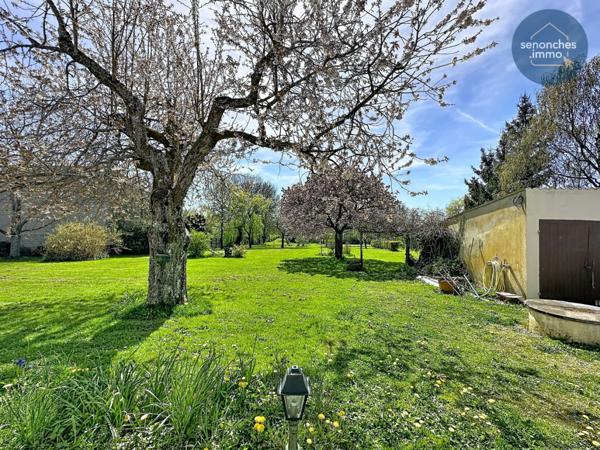Longère fin XIXe siècle à vendre à Manou – Maison familiale avec grand terrain, étang et accès gare La Loupe