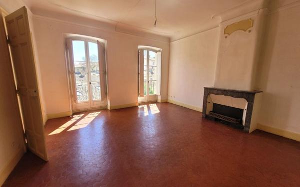 Appartement à vendre    5 pièces • 100 m2 Avignon