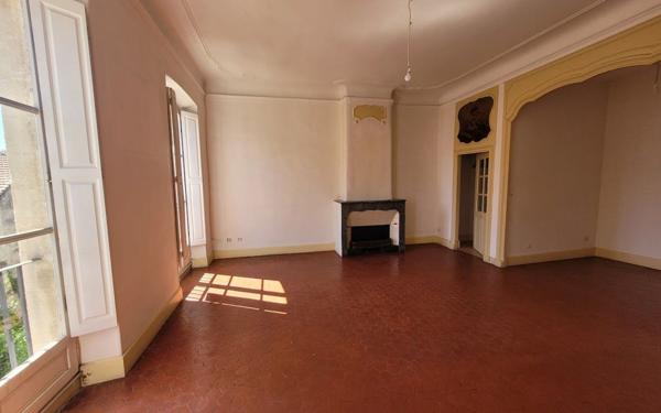 Appartement à vendre    5 pièces • 100 m2 Avignon