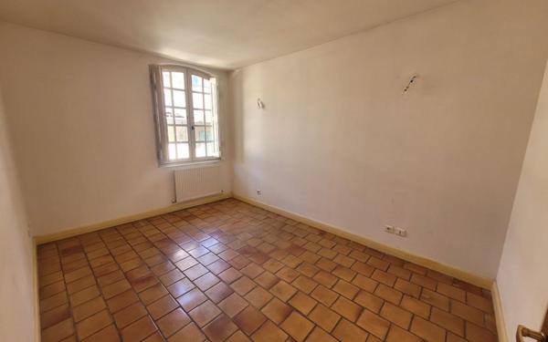 Appartement à vendre    5 pièces • 100 m2 Avignon