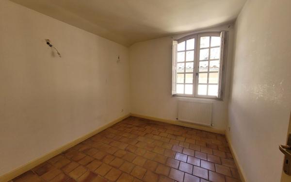 Appartement à vendre    5 pièces • 100 m2 Avignon