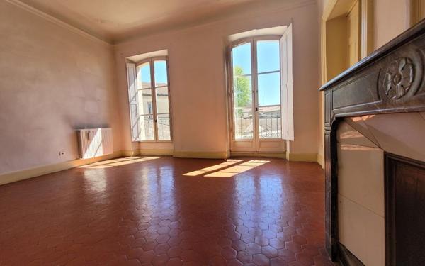 Appartement à vendre    5 pièces • 100 m2 Avignon