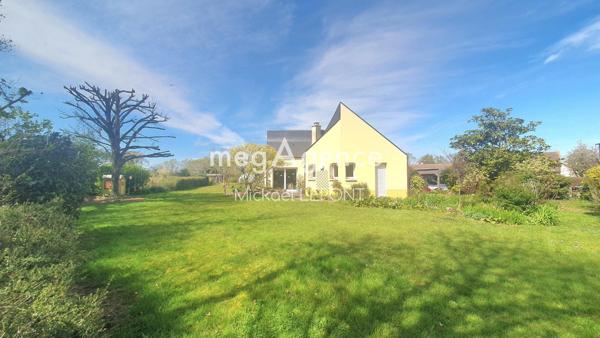 Maison à LE GENEST-SAINT-ISLE, 53940 - 6 pièces 145m²