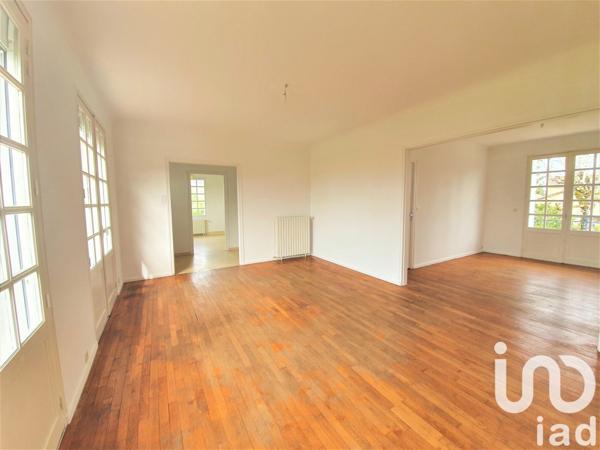 Maison traditionnelle 6 pièces de 150 m² à Terrasson-Lavilledieu (24120)