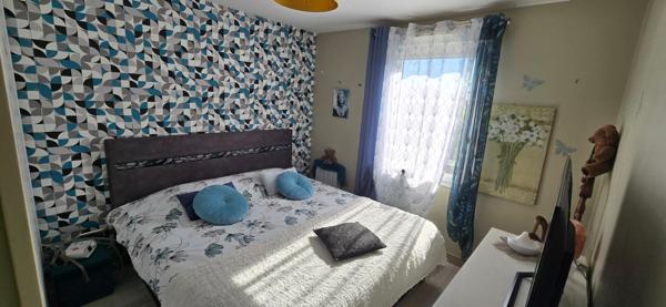 LÈVES BELLE AGGLO NORD DE CHARTRES : Beau T3 d'environ 70m² avec Balcon d'angle et 2 Pkg S/sol