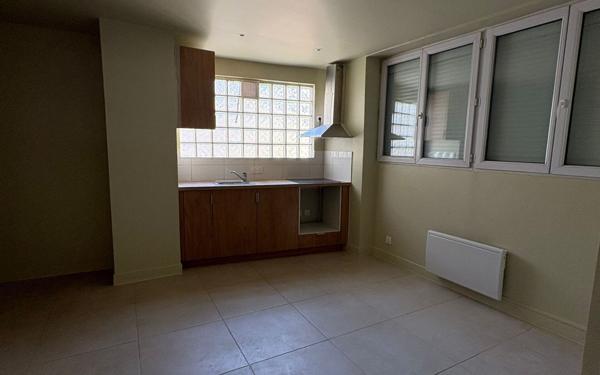 Appartement à louer    1 pièce •  Aubervilliers