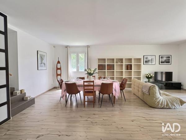 Maison à vendre 6 pièces 149 m² Aix-en-Provence