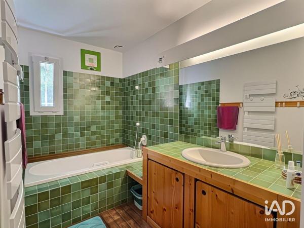 Maison à vendre 6 pièces 149 m² Aix-en-Provence