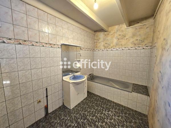 Maison 5 pièces - 153 m² Exclusivité efficity