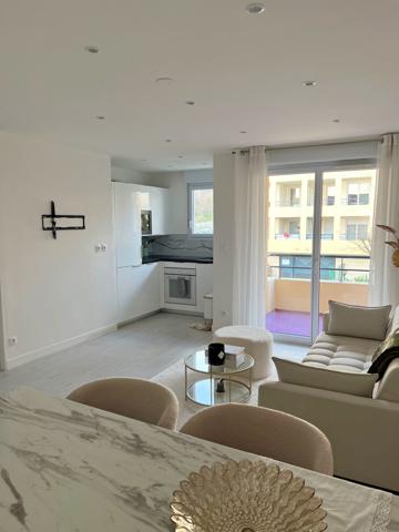 APPARTEMENT T2 MEUBLÉ + PARKING