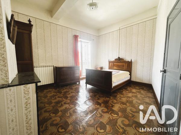 Maison à vendre 4 pièces 150 m² Montagnac