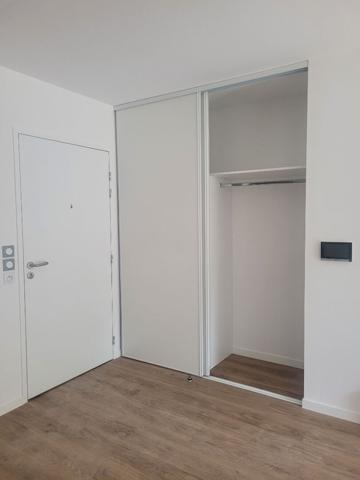Appartement 2 pièce(s) 40 m2 UNIQUEMENT POUR RETRAITES