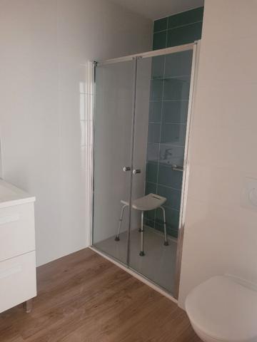 Appartement 2 pièce(s) 40 m2 UNIQUEMENT POUR RETRAITES