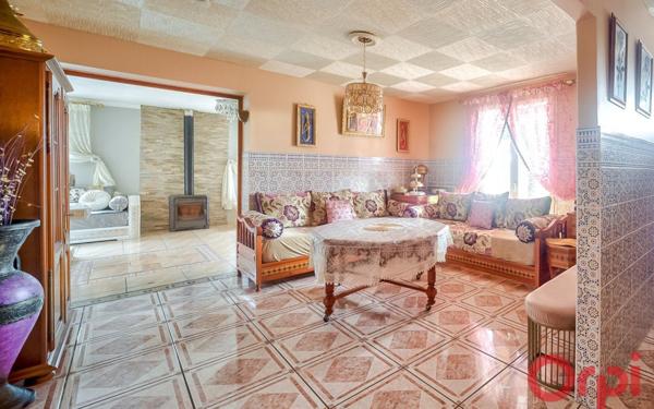 Maison à vendre    6 pièces •  Mâcon