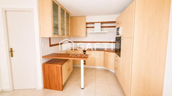 Appartement T3, secteur d'exception, à pied de la plage du Veillon, du port et du golf de Bourgenay.