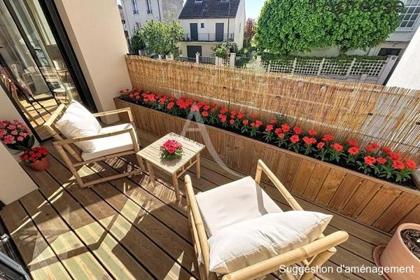 Suresnes limite Puteaux - Appartement d'architecte - 95m² - Terrasse - Place de stationnement en sus - Prestations ***