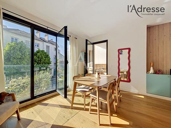 Suresnes limite Puteaux - Appartement d'architecte - 95m² - Terrasse - Place de stationnement en sus - Prestations ***