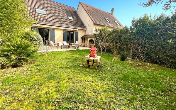 Maison à vendre    5 pièces •  Argenteuil