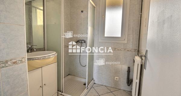 Location Appartement 4 pièces 69 m² - Saint-martin-d'hères 38400