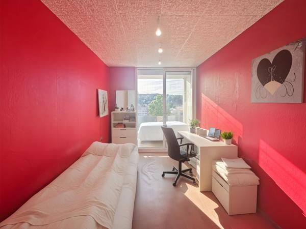 Grand appartement familial de 101 m2- 4 chambres - balcons - Chenôve (21)