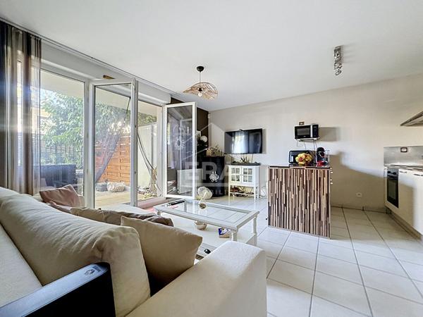 Appartement Vaulx En Velin 2 pièce(s) 43 m2