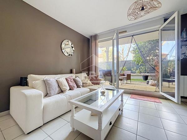 Appartement Vaulx En Velin 2 pièce(s) 43 m2