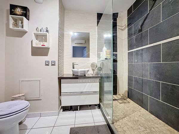 Appartement Vaulx En Velin 2 pièce(s) 43 m2