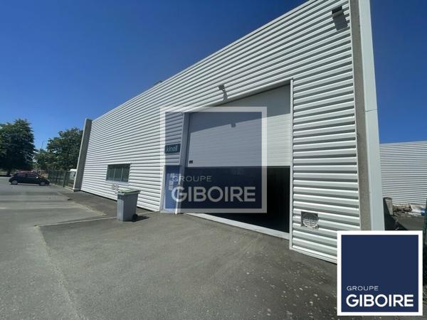 Local d'activites 885 m² à louer LA CHEVROLIERE (réf : 44.019103)