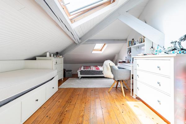RUEIL-MALMAISON - COEUR DE VILLE - MAISON 65 M² - REFAITE A NEUF - 2 CHAMBRES - SOUS-SOL - PARKING EN LOCATION -