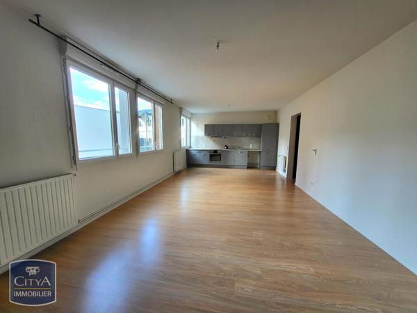 Appartement à louer 4 pièces 93.1m² Clermont-Ferrand (63000)