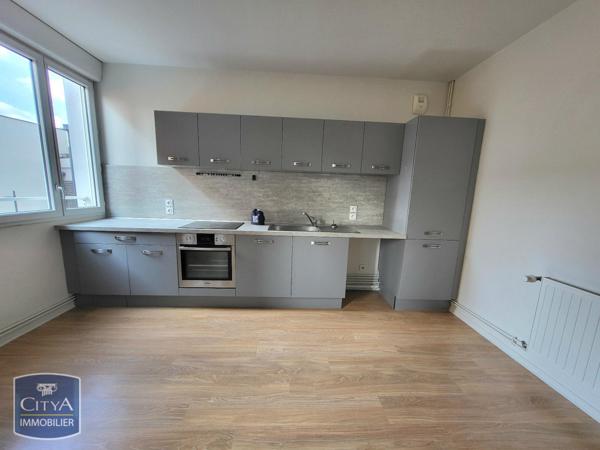 Appartement à louer 4 pièces 93.1m² Clermont-Ferrand (63000)