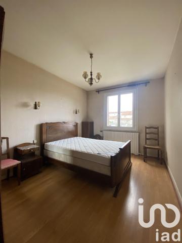 Maison 4 pièces de 99 m² à Soyaux (16800)