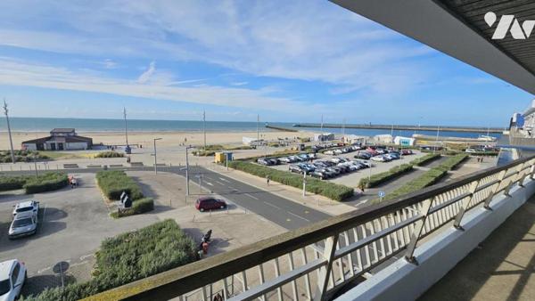 CALAIS PLAGE VUE SUR MER