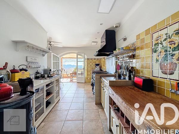 Maison à vendre 6 pièces 214 m² Montauroux