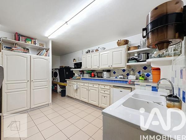 Maison à vendre 6 pièces 214 m² Montauroux