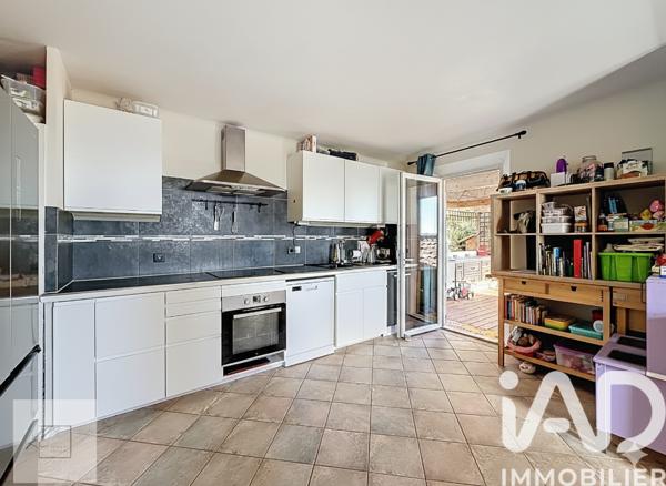 Maison à vendre 6 pièces 214 m² Montauroux