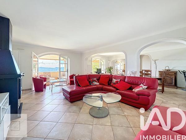 Maison à vendre 6 pièces 214 m² Montauroux