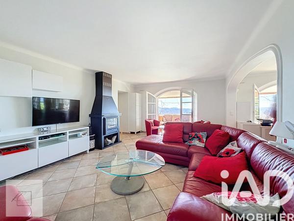 Maison à vendre 6 pièces 214 m² Montauroux