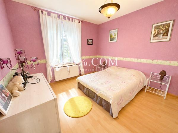 Maison 7 pièce(s) 4 chambre(s) 185 m²