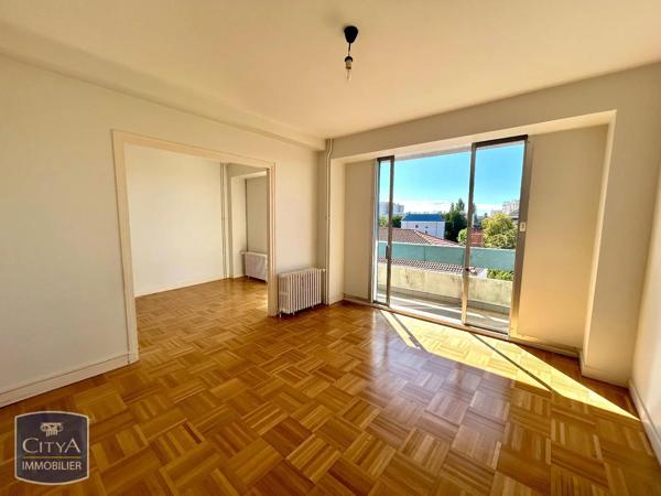 Appartement à louer 4 pièces 69.71m² Bourg-en-Bresse (01000)