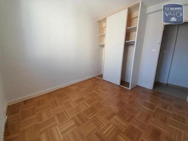 Appartement à louer 4 pièces 69.71m² Bourg-en-Bresse (01000)