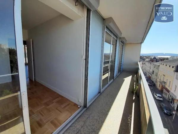 Appartement à louer 4 pièces 69.71m² Bourg-en-Bresse (01000)